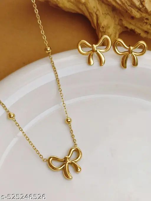 Necklace & Earrings Set